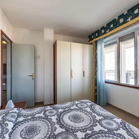 Seventh Last Floor Flat With Terrace In Appartamento