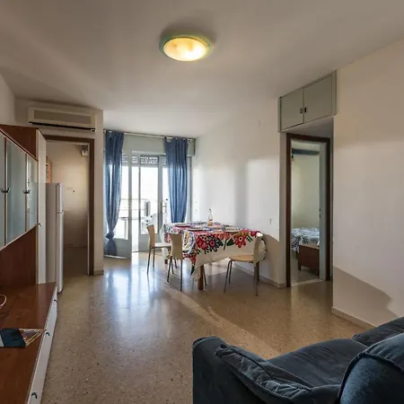 Seventh Last Floor Flat With Terrace In Appartamento Bibione
